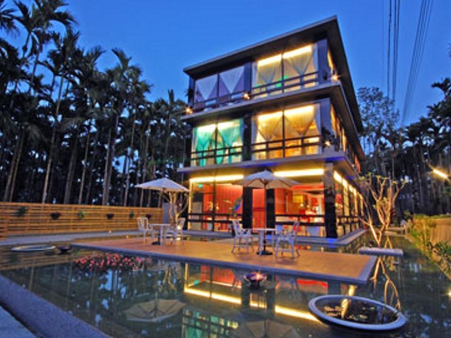 Full House Bed And Breakfast Nantou Exterior foto